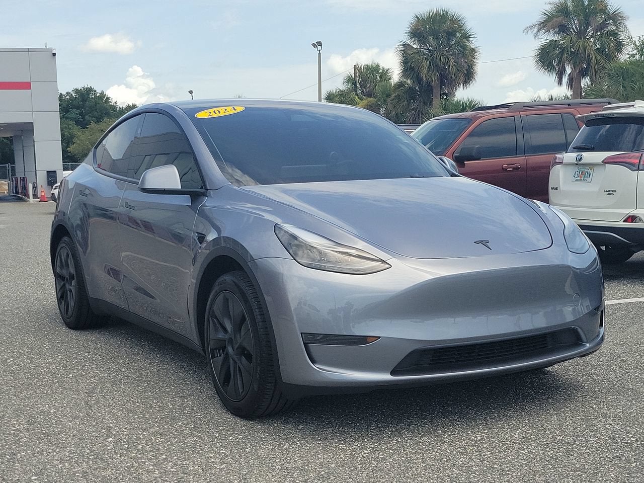 2024 Tesla Model Y Long Range