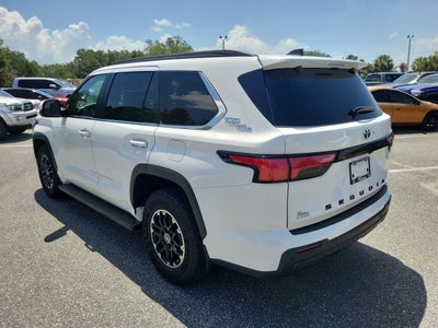 2024 Toyota Sequoia SR5