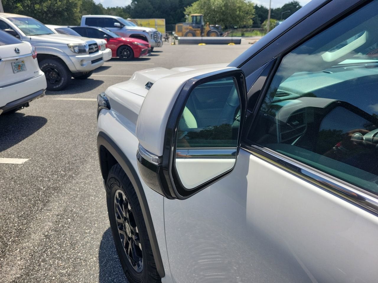 2024 Toyota Sequoia SR5