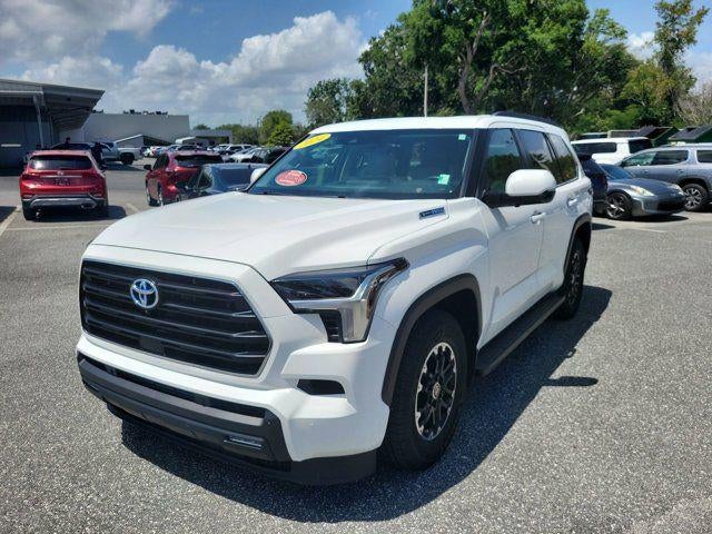 2024 Toyota Sequoia SR5