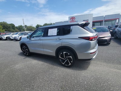 2024 Mitsubishi Outlander SE