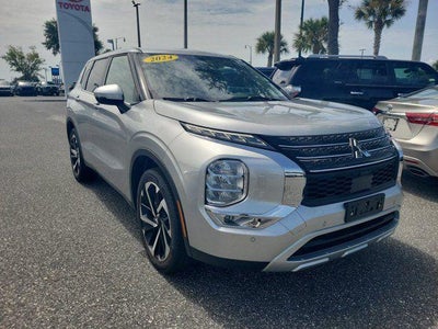 2024 Mitsubishi Outlander SE