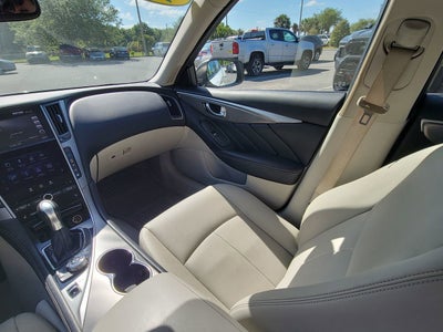 2015 INFINITI Q50 Premium