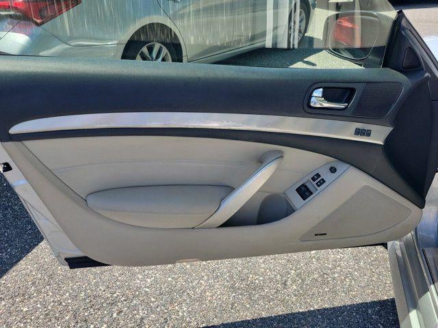 2014 INFINITI Q60 Journey