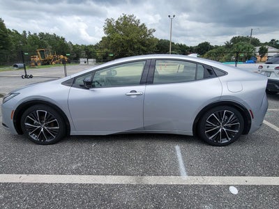 2024 Toyota Prius XLE
