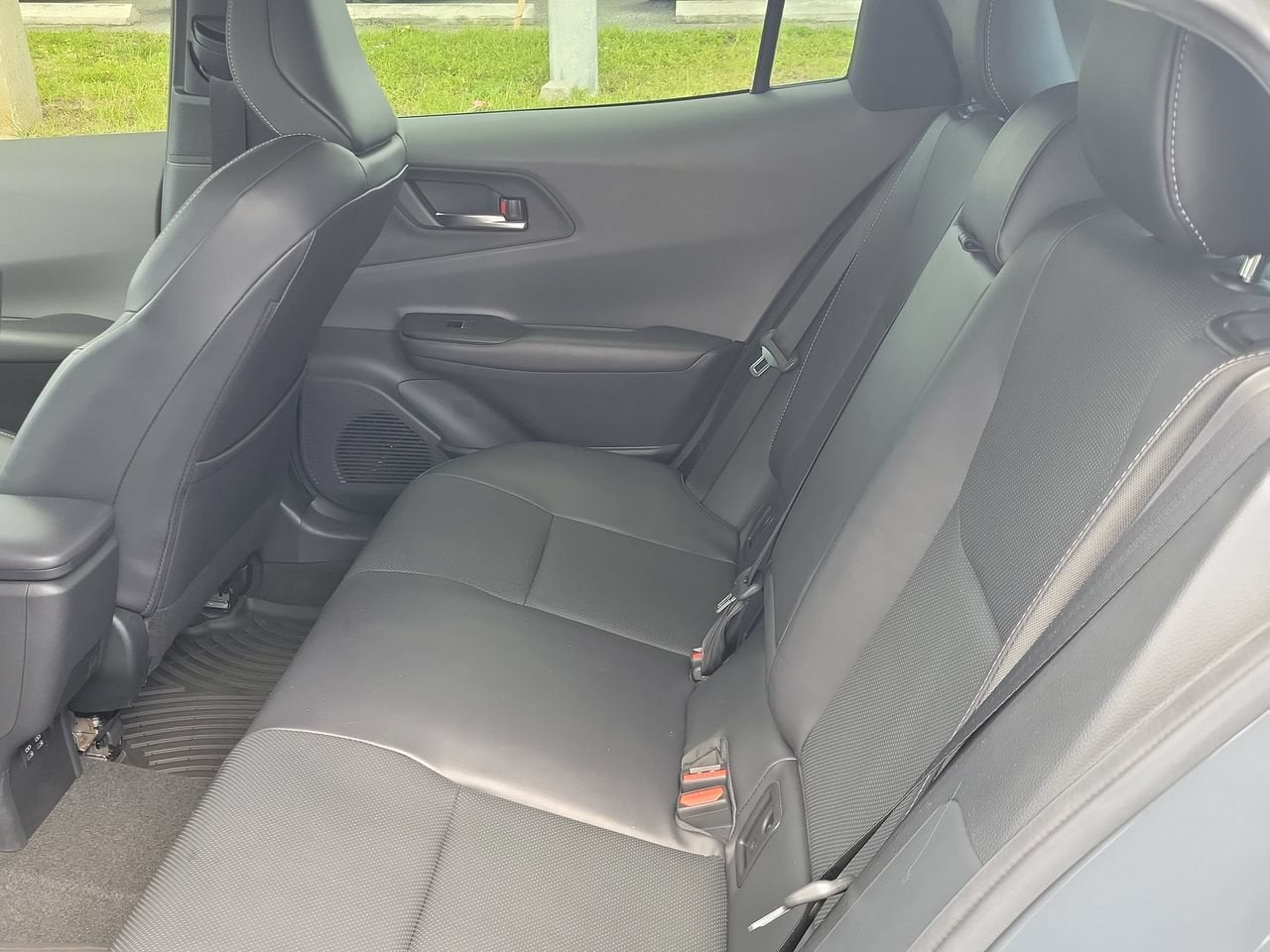 2023 Toyota Prius XLE