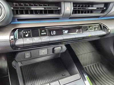2023 Toyota Prius XLE