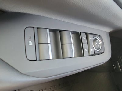 2023 Toyota Prius XLE