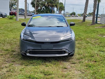 2023 Toyota Prius XLE