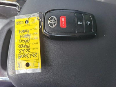 2023 Toyota Prius XLE