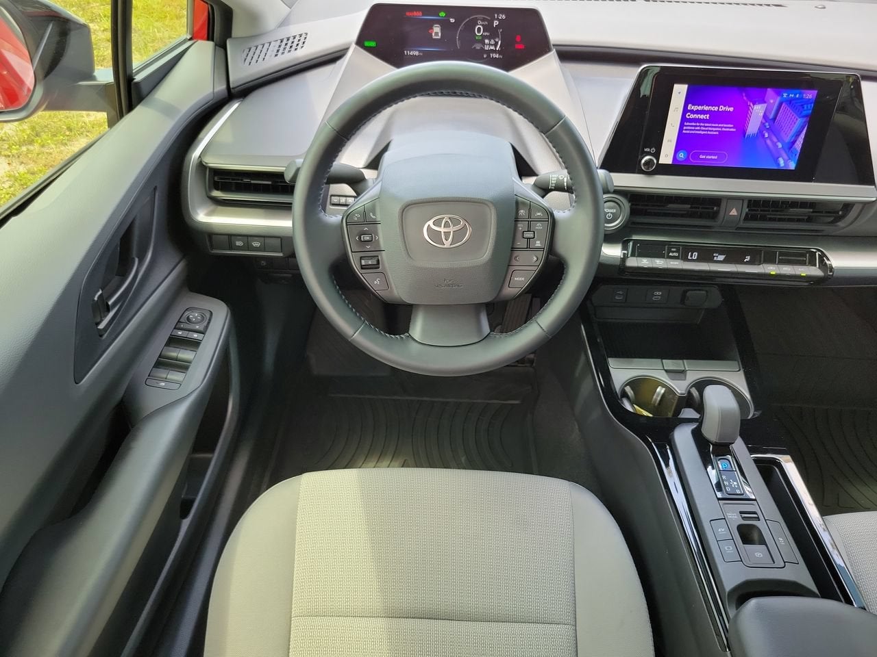 2025 Toyota Prius LE