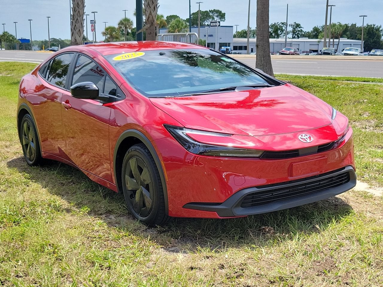 2025 Toyota Prius LE
