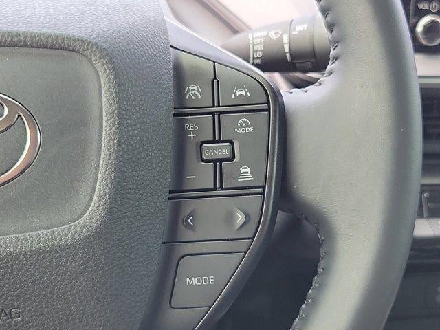 2025 Toyota Prius LE