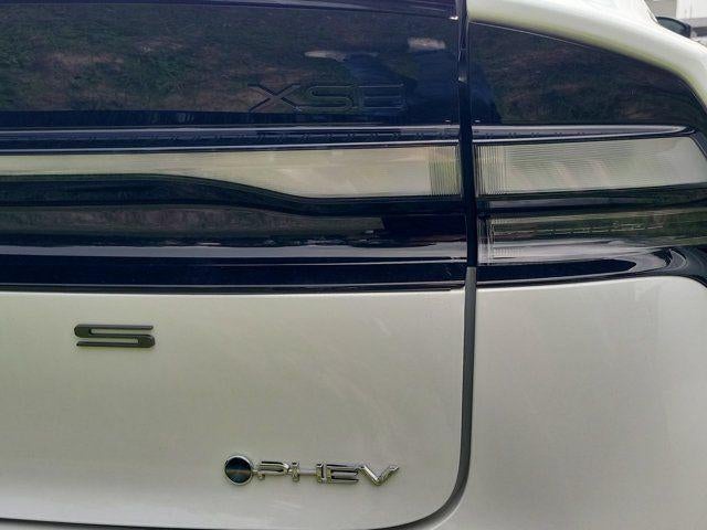 2025 Toyota Prius Plug-In Hybrid XSE