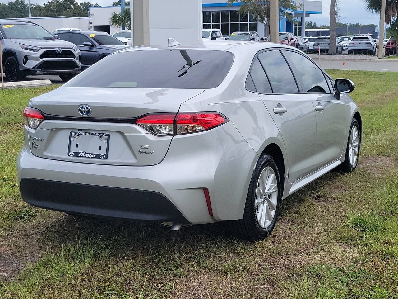 2025 Toyota Corolla Hybrid LE