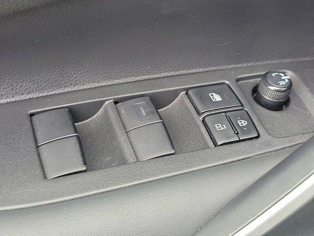 2023 Toyota Corolla Hybrid SE