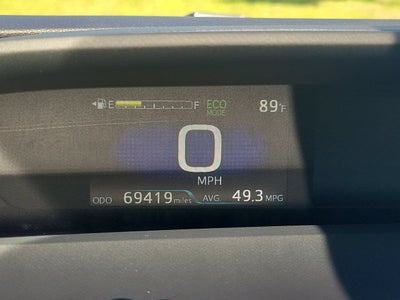 2022 Toyota Prius XLE