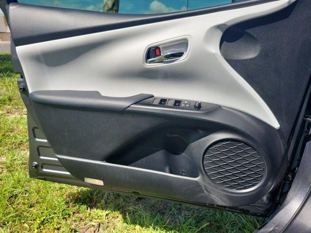 2022 Toyota Prius XLE