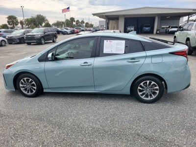 2021 Toyota Prius XLE