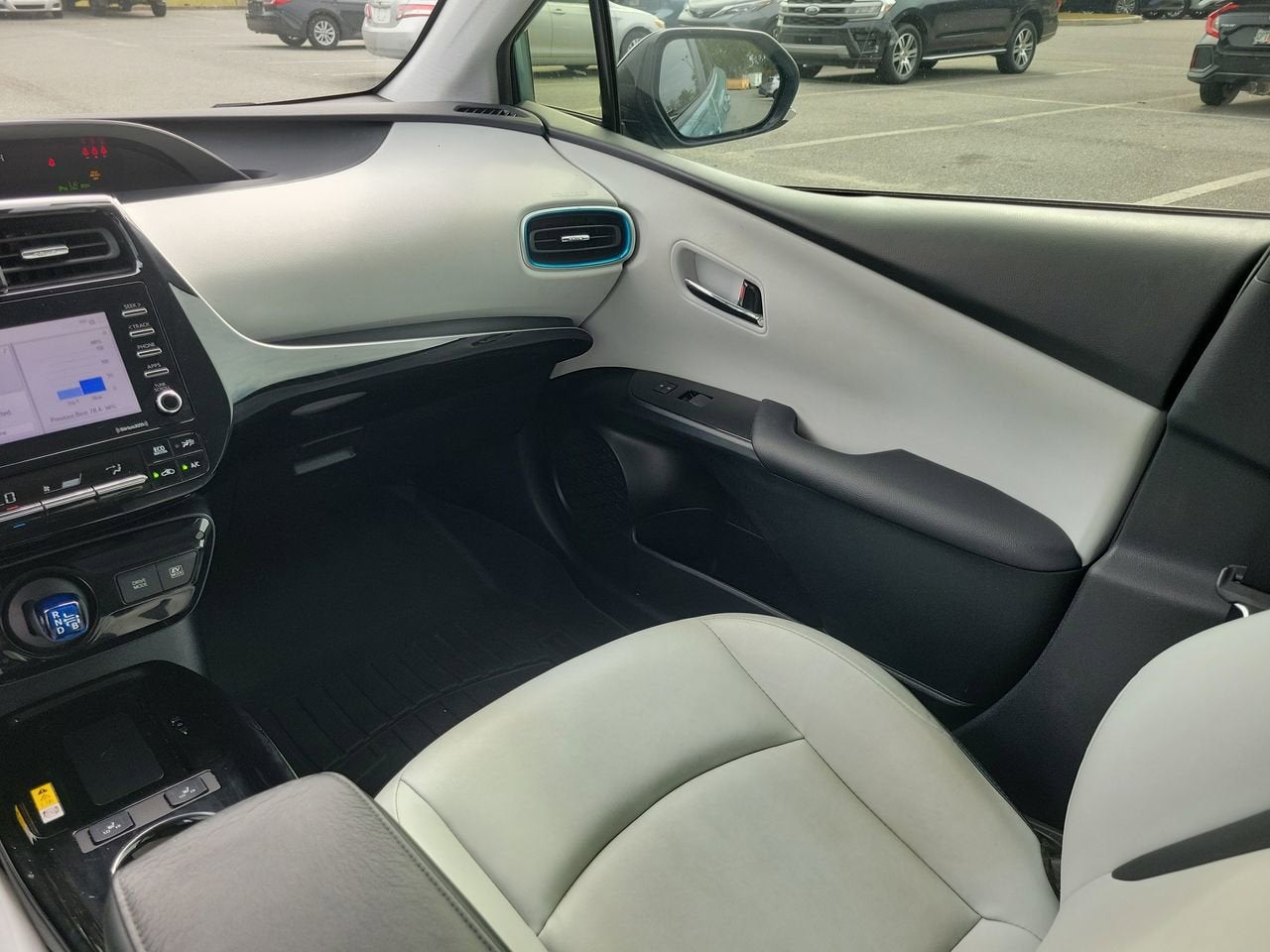 2021 Toyota Prius XLE