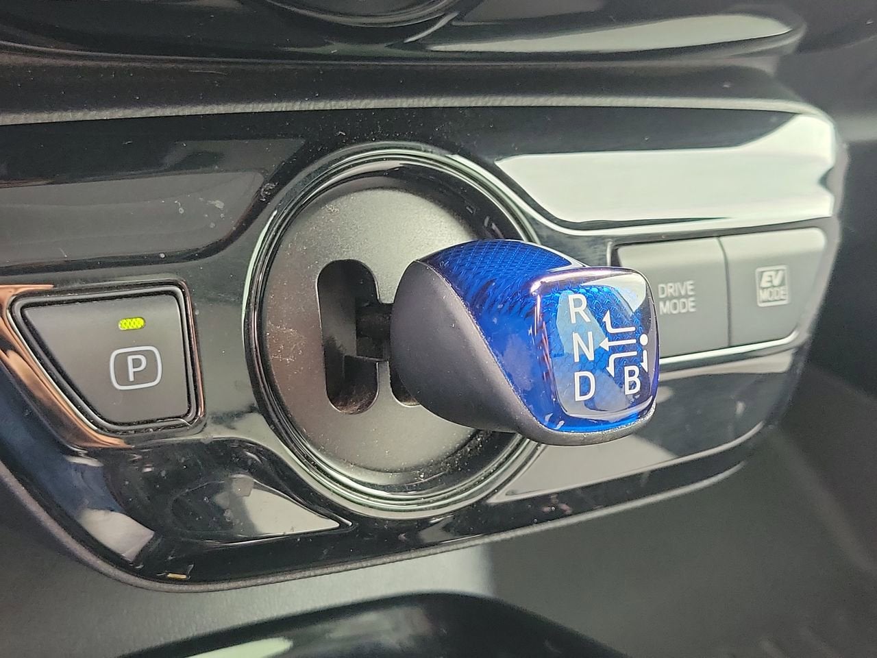 2021 Toyota Prius XLE