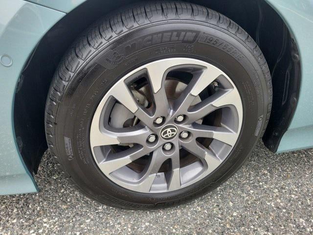 2021 Toyota Prius XLE