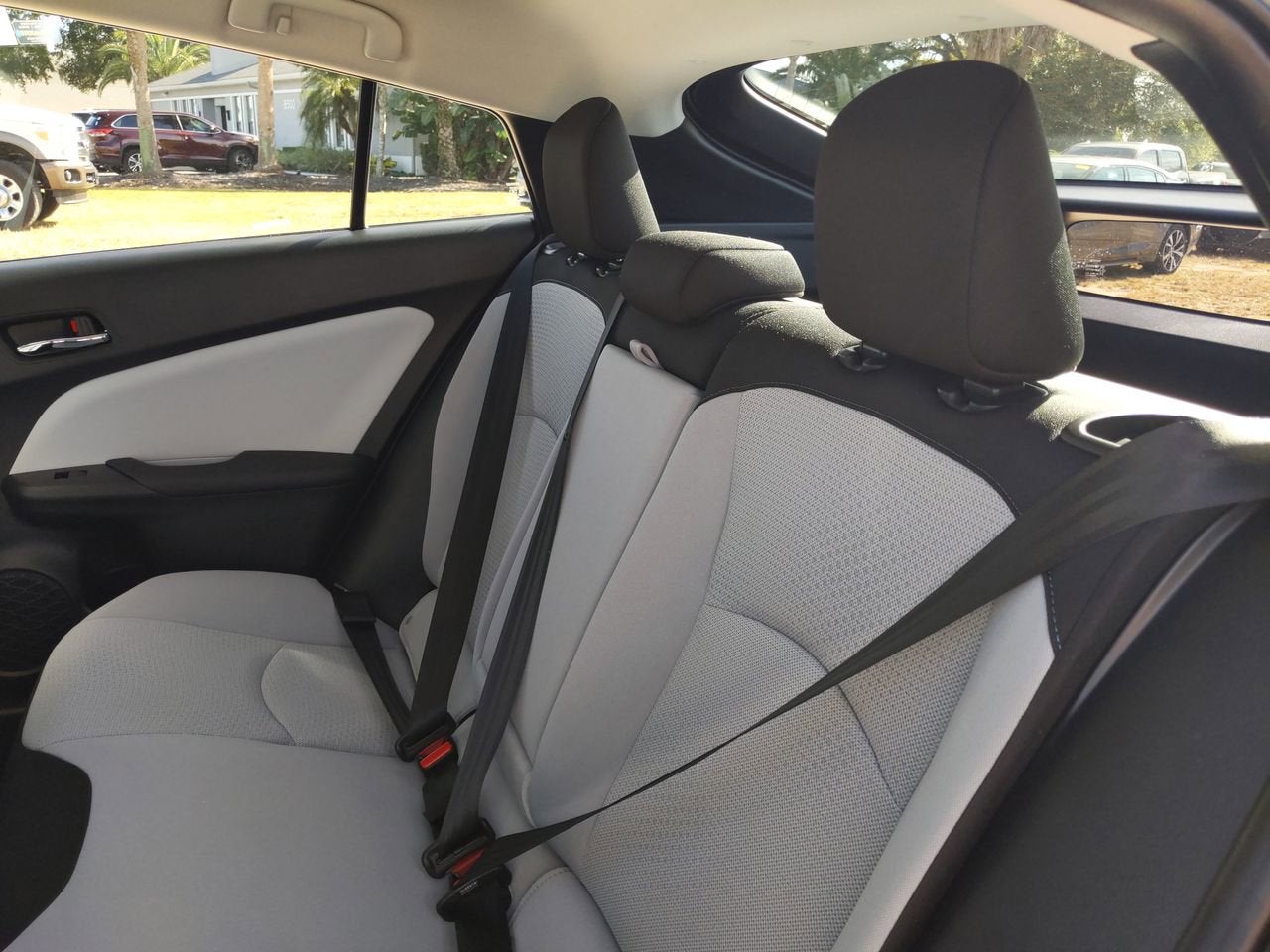 2021 Toyota Prius LE