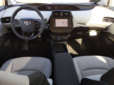 2021 Toyota Prius LE