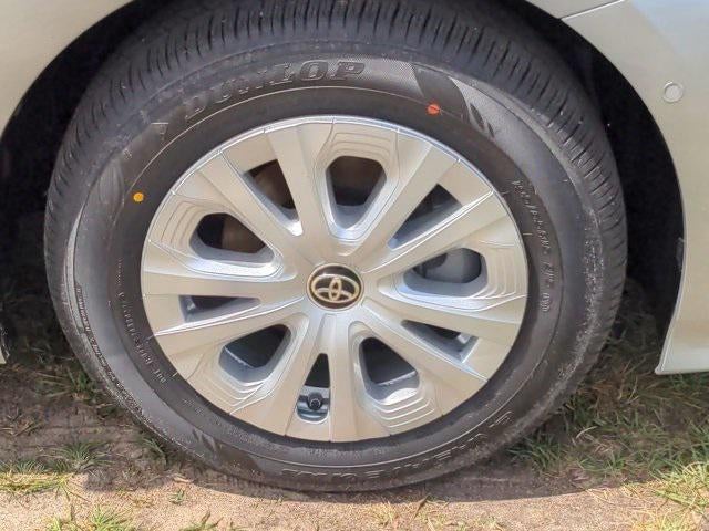 2021 Toyota Prius LE