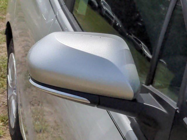 2021 Toyota Prius LE