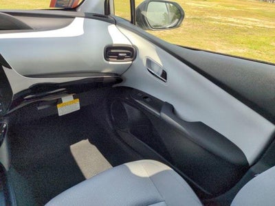 2021 Toyota Prius LE