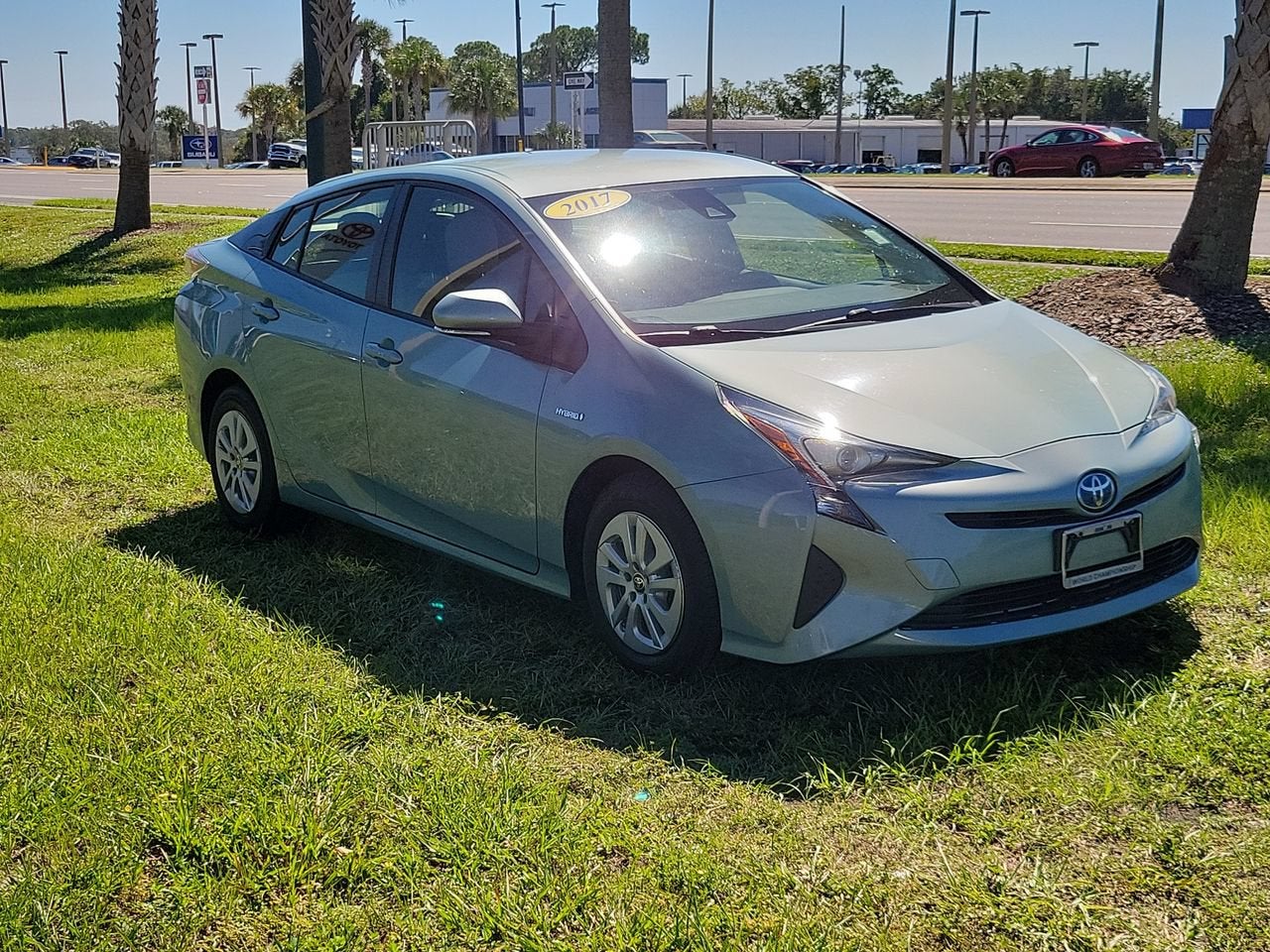 2017 Toyota Prius Two
