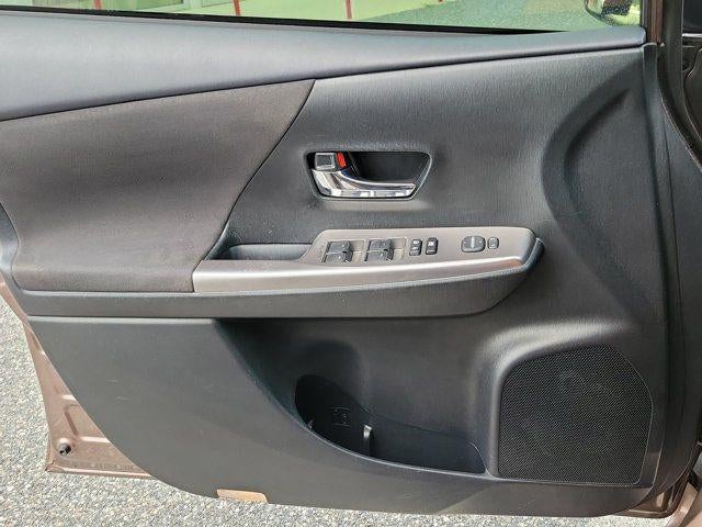 2015 Toyota Prius v Three