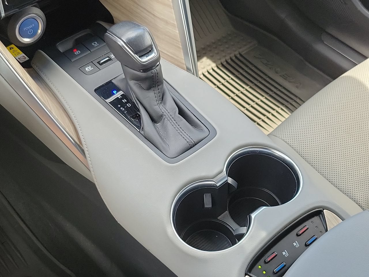 2022 Toyota Venza Limited