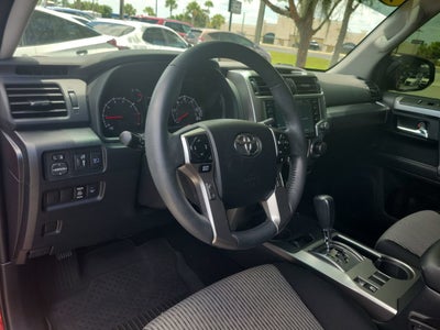 2022 Toyota 4Runner SR5