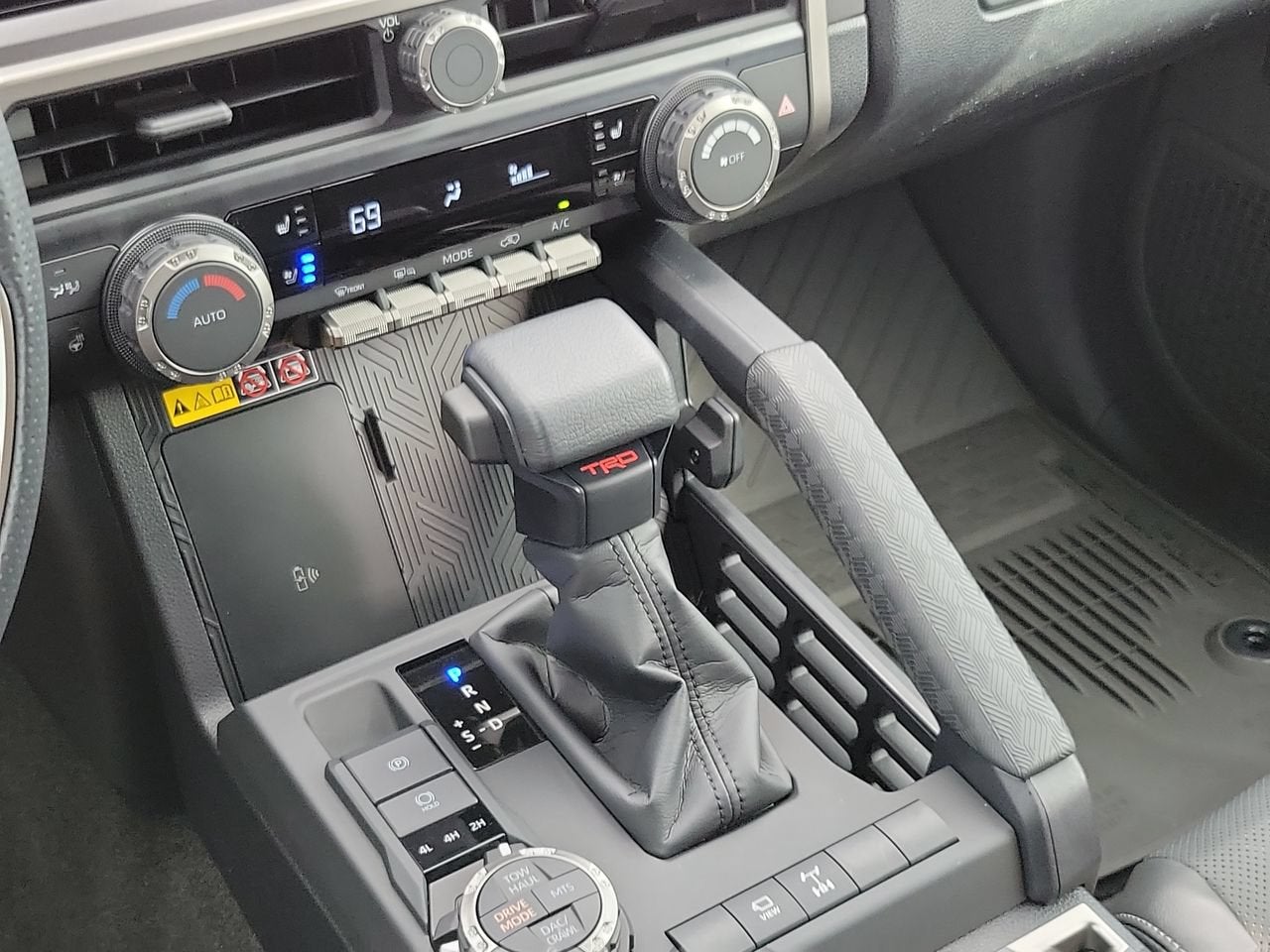 2026 Toyota 4Runner i-FORCE MAX Hybrid TRD Off Road Premium