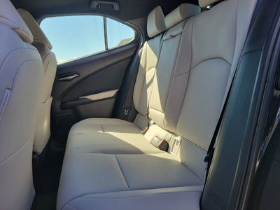 2023 Lexus UX 250h Premium