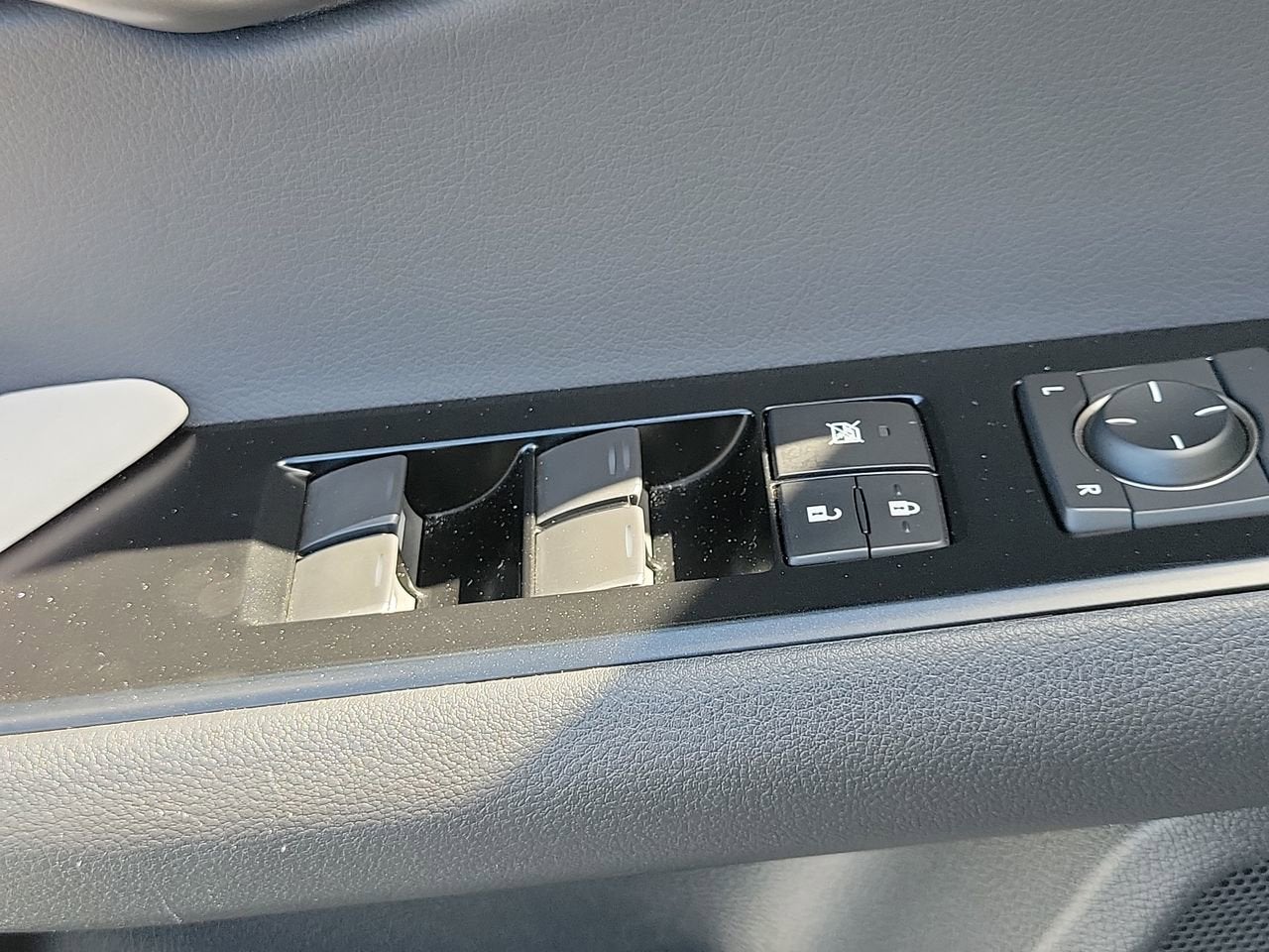 2023 Lexus UX 250h Premium