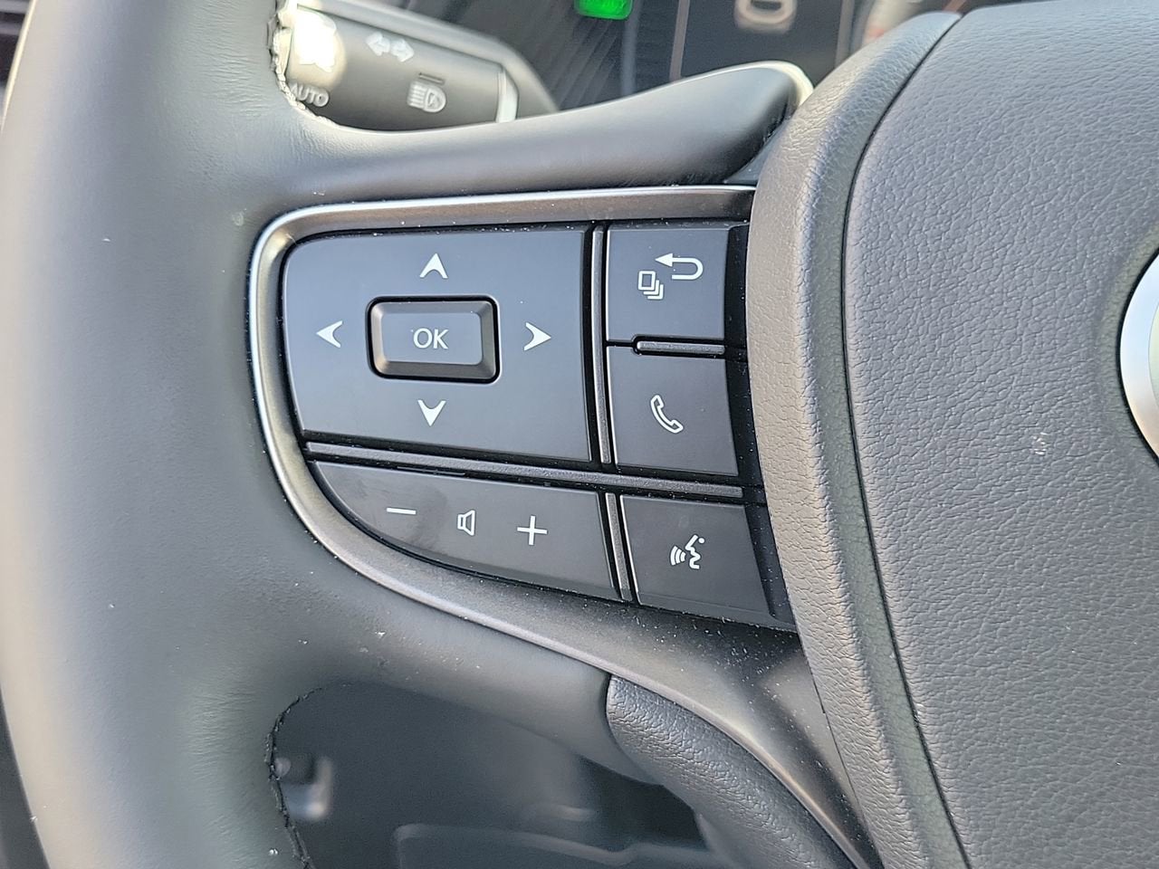 2023 Lexus UX 250h Premium