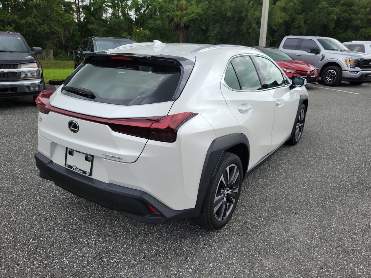 2025 Lexus UX 300h