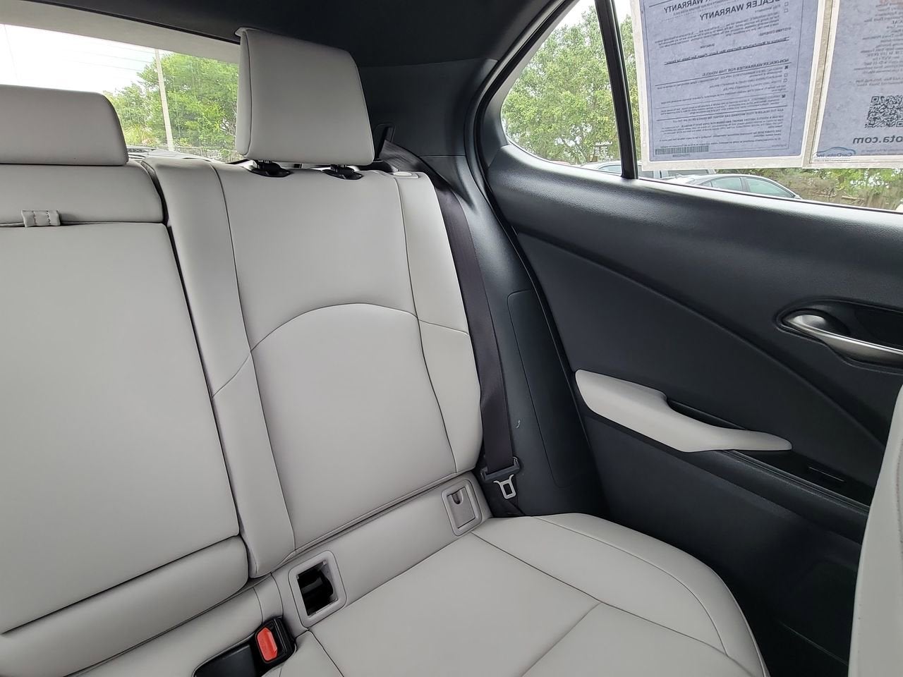 2025 Lexus UX 300h