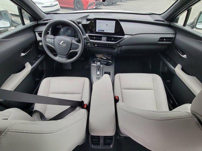 2025 Lexus UX 300h
