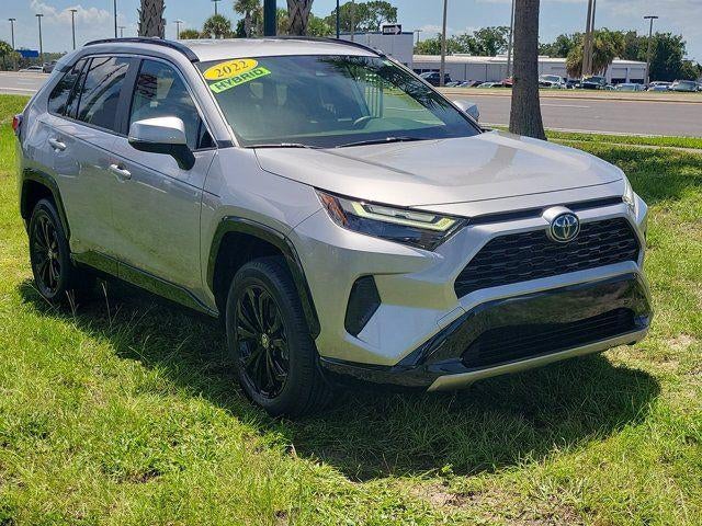 2022 Toyota RAV4 Hybrid SE