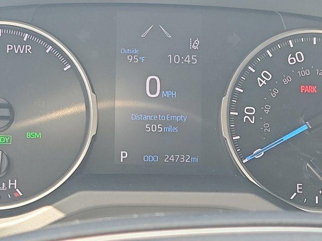 2022 Toyota RAV4 Hybrid SE