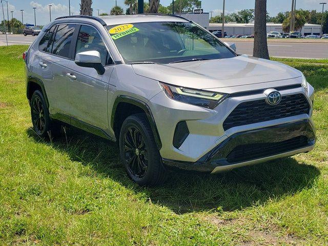 2022 Toyota RAV4 Hybrid SE