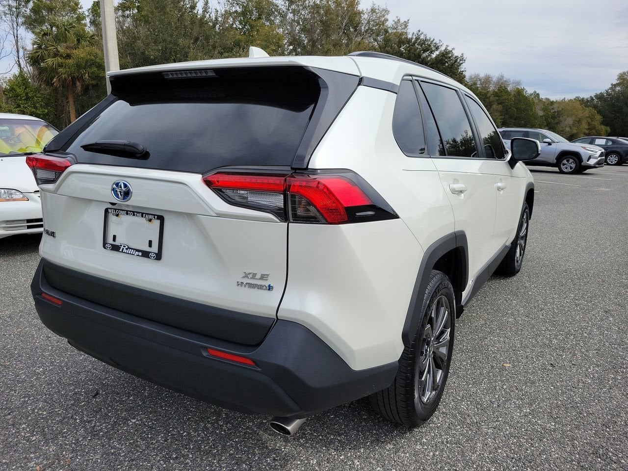 2022 Toyota RAV4 Hybrid XLE Premium