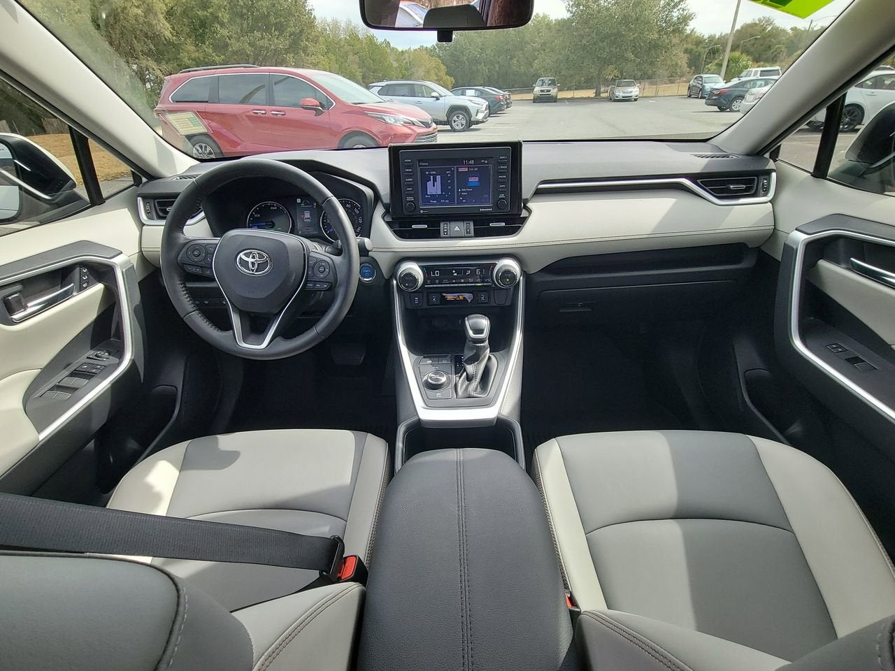 2022 Toyota RAV4 Hybrid XLE Premium
