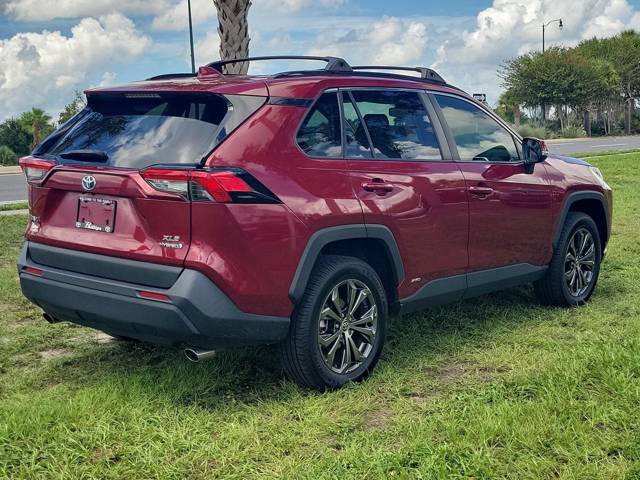 2023 Toyota RAV4 Hybrid XLE Premium