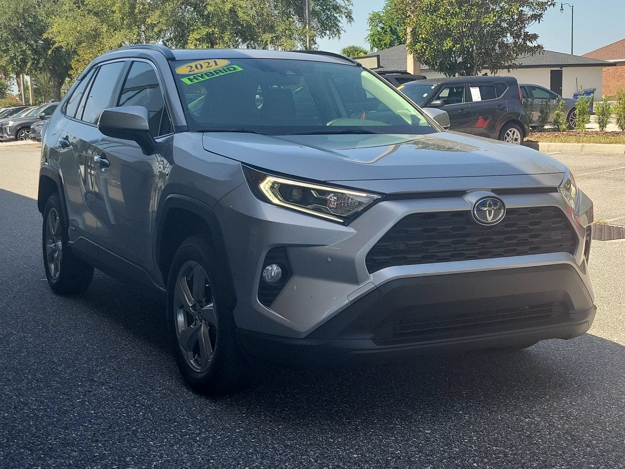 2021 Toyota RAV4 Hybrid XLE Premium