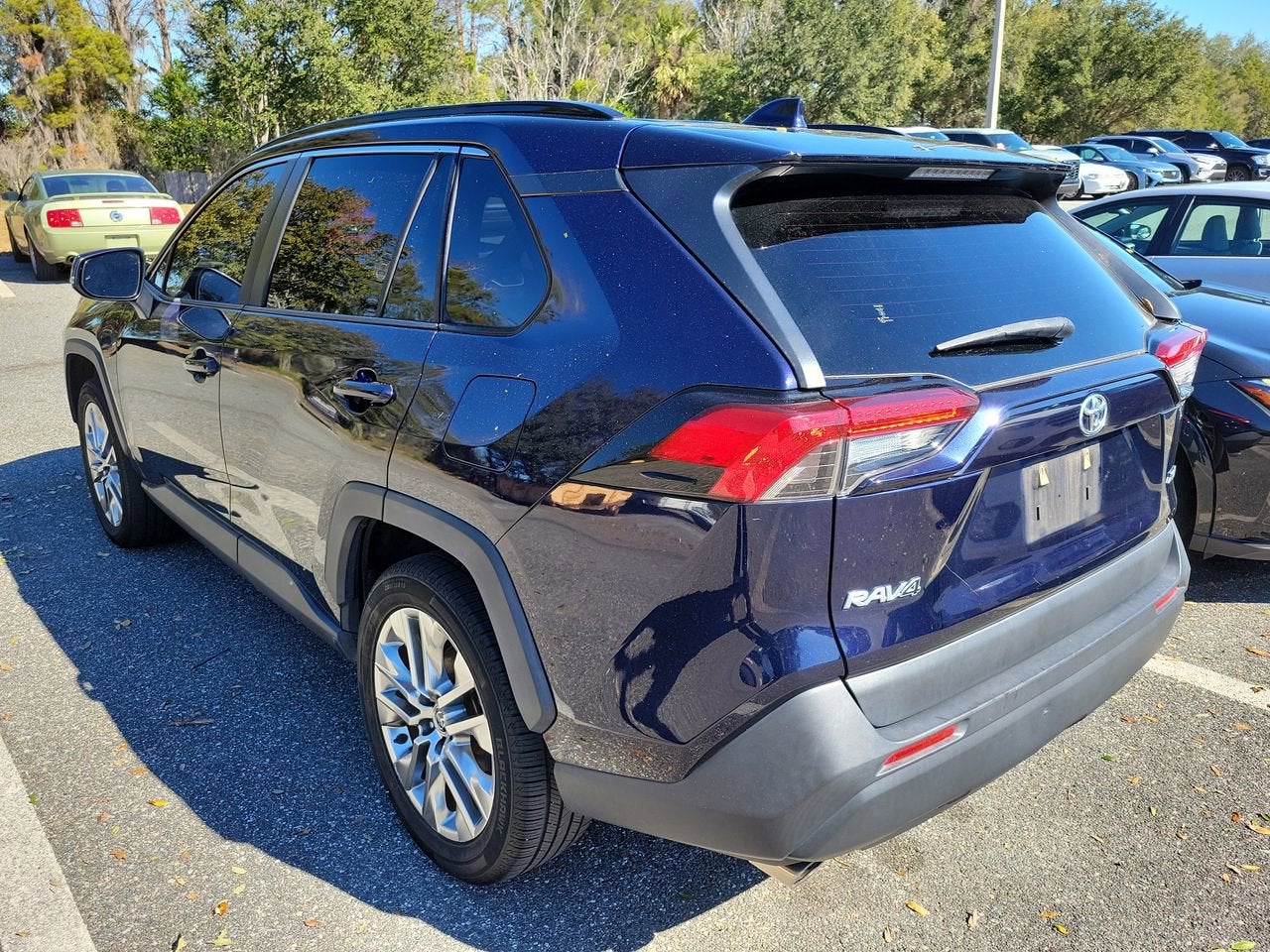 2020 Toyota RAV4 XLE Premium